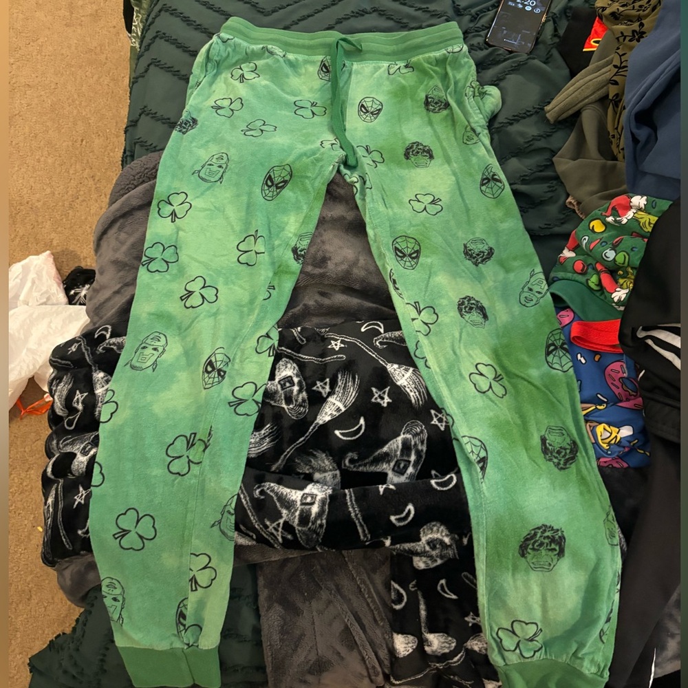 marvel saint patrick’s pj pants